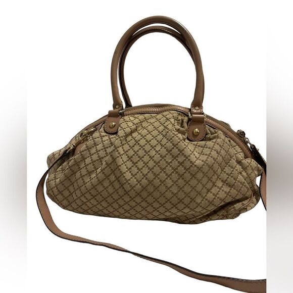 Authentic Gucci tote with strap - Picture 14 of 16